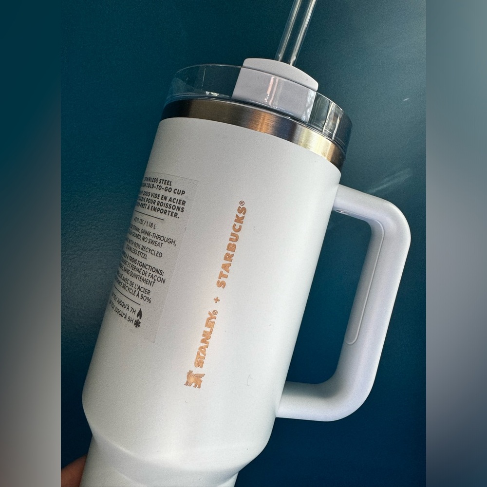 Brand new : Stanley 40oz Starbucks Tumbler